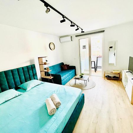 Central Studio Apartment 1, ติรานา ภายนอก รูปภาพ