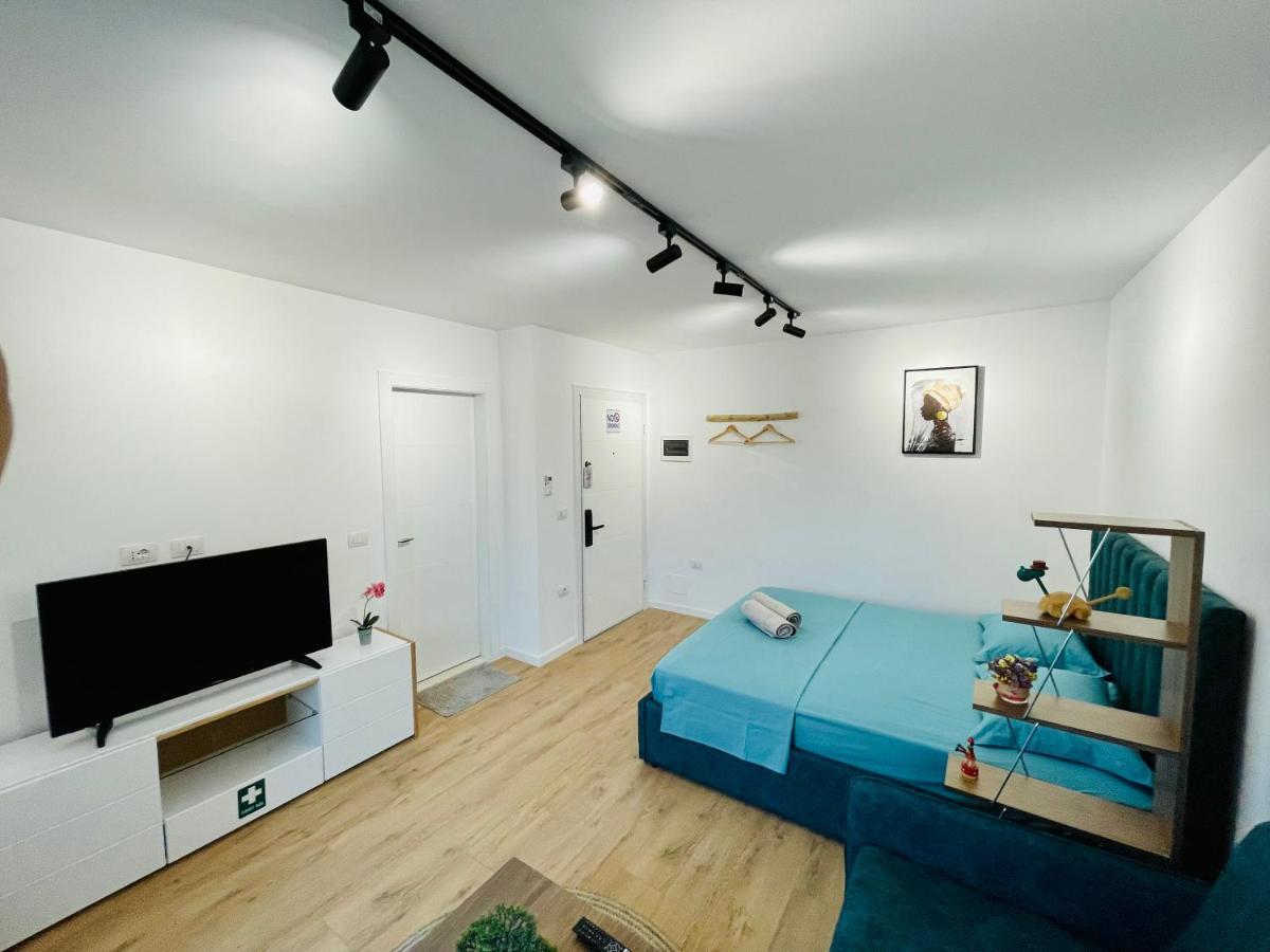 Central Studio Apartment 1, ติรานา ภายนอก รูปภาพ